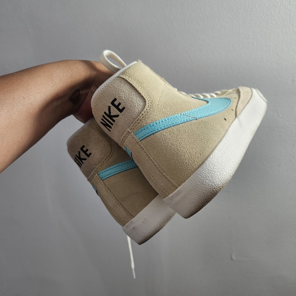 Nike Men's Blazer Mid 77 FJ4414-200 Desert Ore/Light Aqua Unisex - Picture 7 of 9